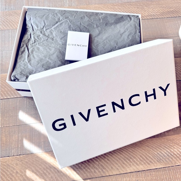 Givenchy sneakers - Picture 10 of 11